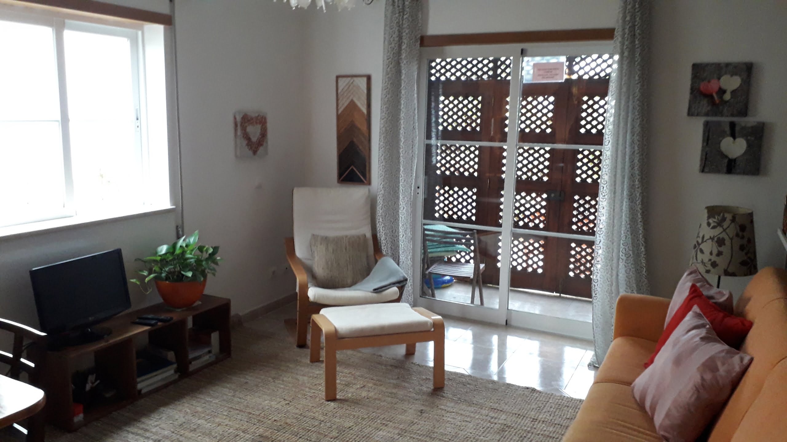 Fantastic 2-bedroom apartment in Ferragudo to rent