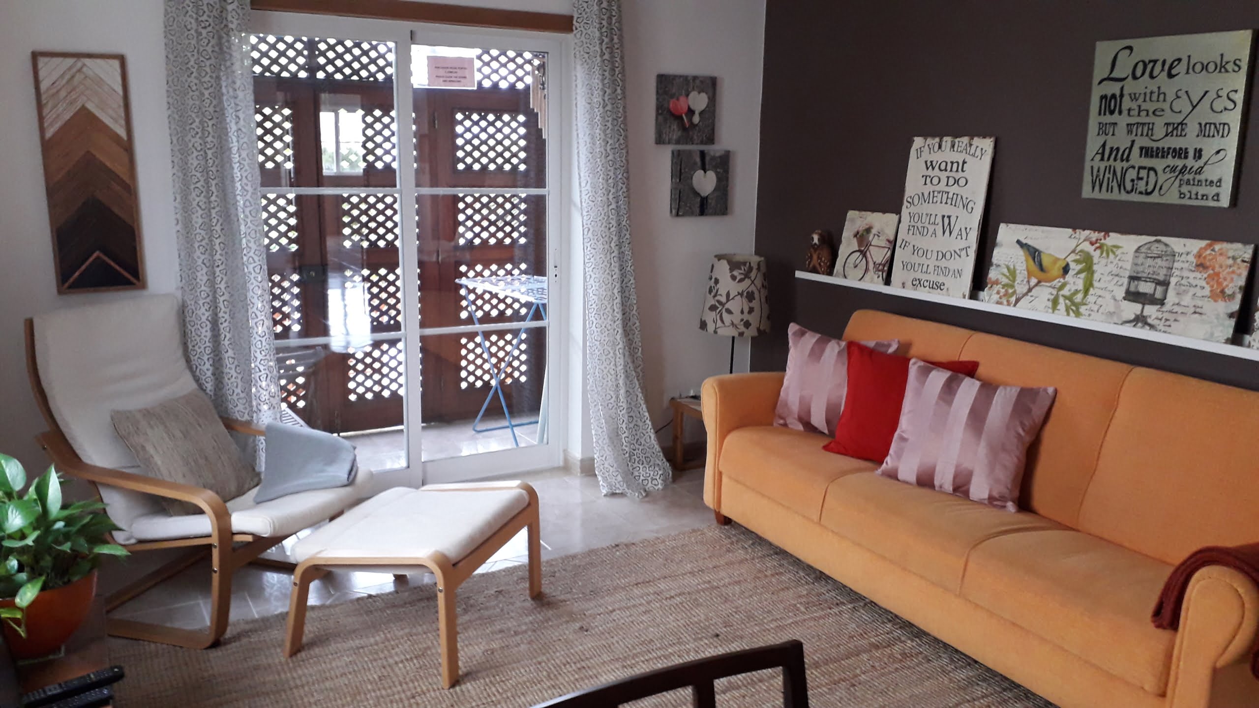 Fantastic 2-bedroom apartment in Ferragudo to rent