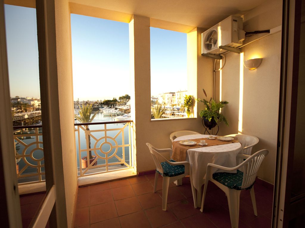 Excellent Well-Located 1-Bedroom Apartment in Vilamoura for rent