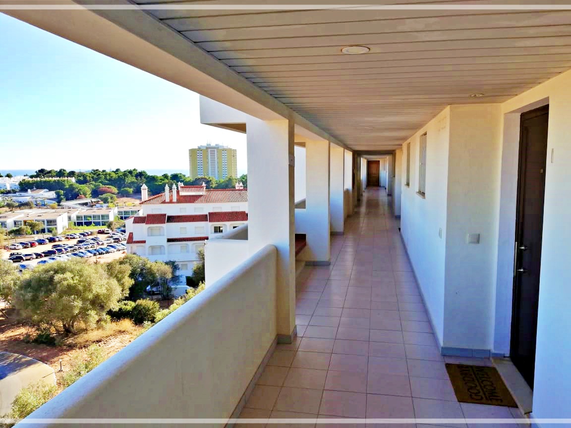 Large studio Apartment in Alvor to rent