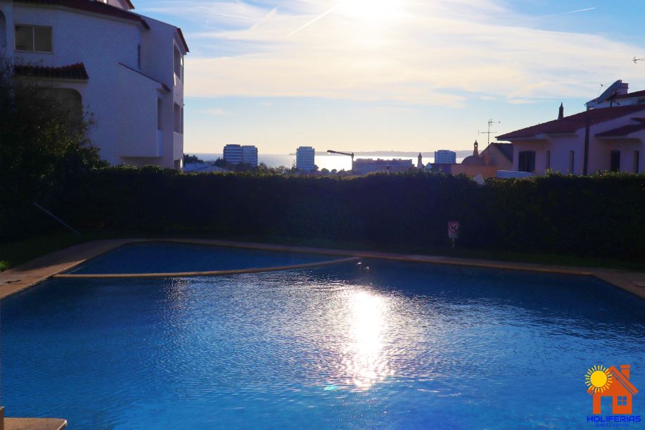 Large studio Apartment in Alvor to rent