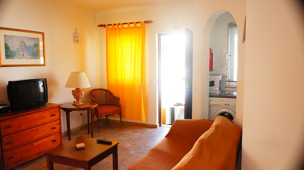 1 and 2-bedroom cottages in the heart of Praia da Luz to rent