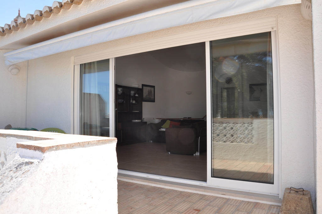 Excellent location 20 meters from the beach in luz to rent